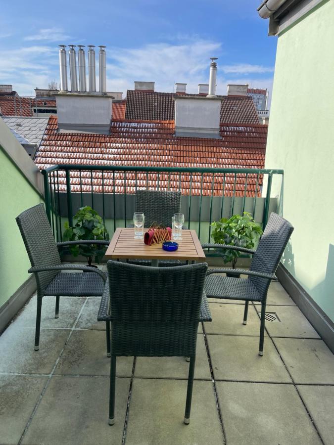 Dachterrasse Fuer 4 Personen Apartment Vienna Exterior photo